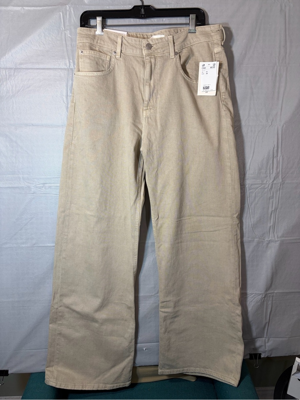 224. H&M Wide-Leg High Waist Beige Jeans